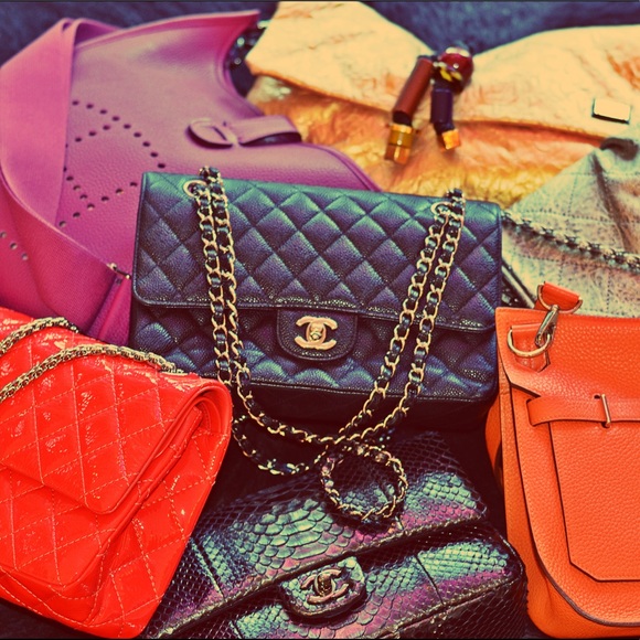 Meet your Posher, Consignment - Picture 1 of 1